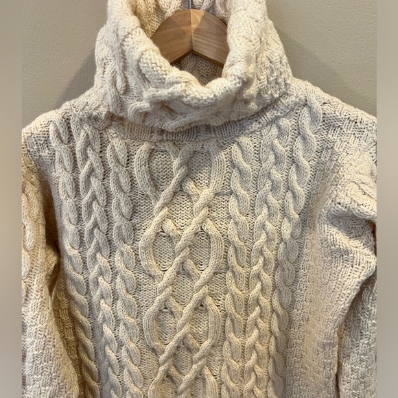 Inis Crafts 100% Merino Wool Cowl Neck Sweater Vintage Irish Fisherman Cable - Picture 3 of 9